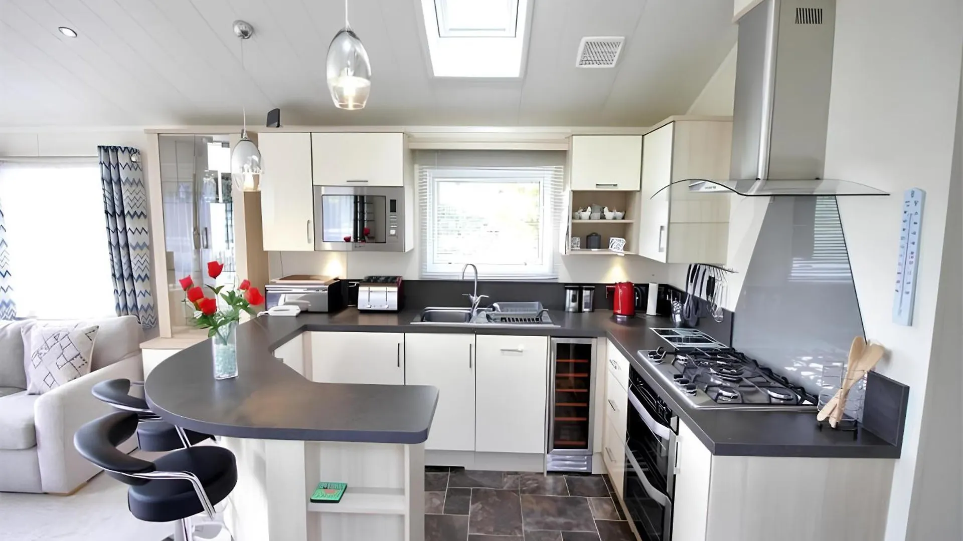 Ferienhaus Villa Applegrove Country Park, Scarborough With Private Hot Tubs Burniston Großbritannien