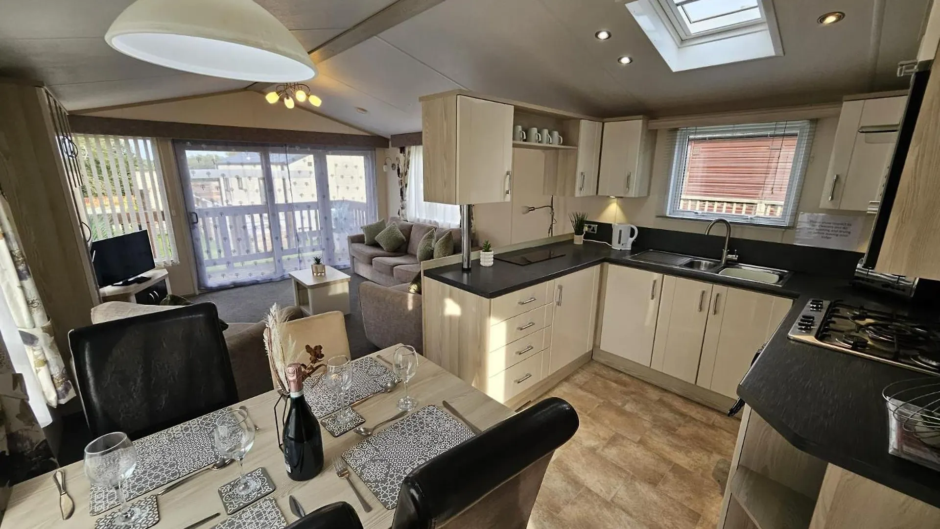 Ferienhaus Villa Applegrove Country Park, Scarborough With Private Hot Tubs Burniston