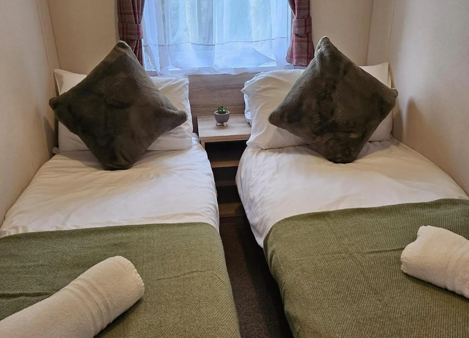 Villa Applegrove Country Park, Scarborough With Private Hot Tubs Burniston 0*,